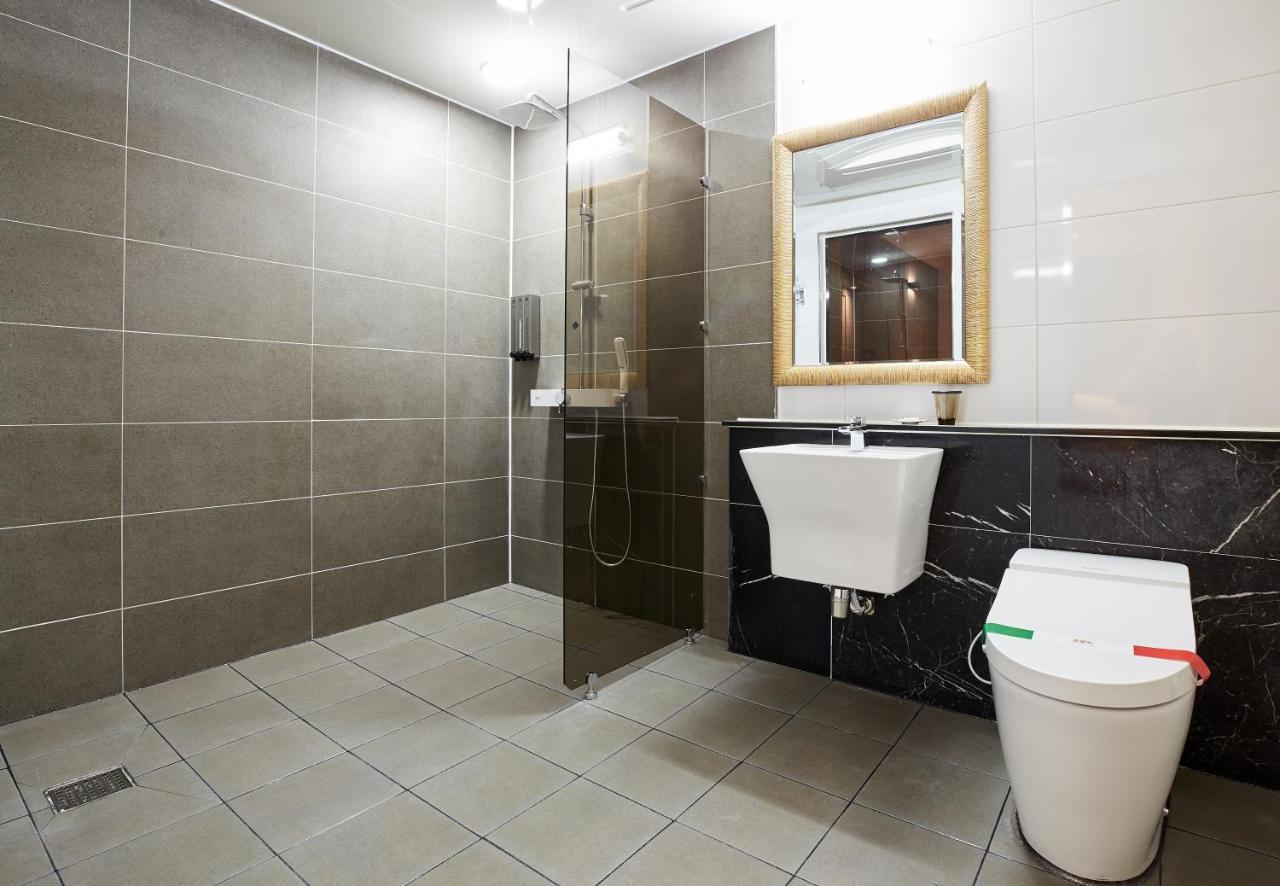 Noble Stay Hotel Gwangju Metropolitan City Exterior foto